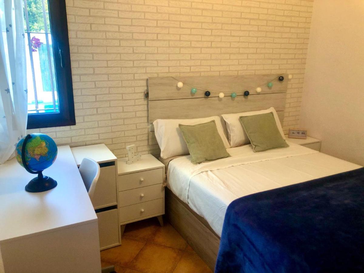Gatu Premium Villa Lurberri Piscina Privada, 4 Dormitorios, 2 Banos, Parking , Jardines, " Preferente Mayores De 25 Anos Y Familias " In Y Barbacoa 奇克拉纳－德拉弗龙特拉 外观 照片