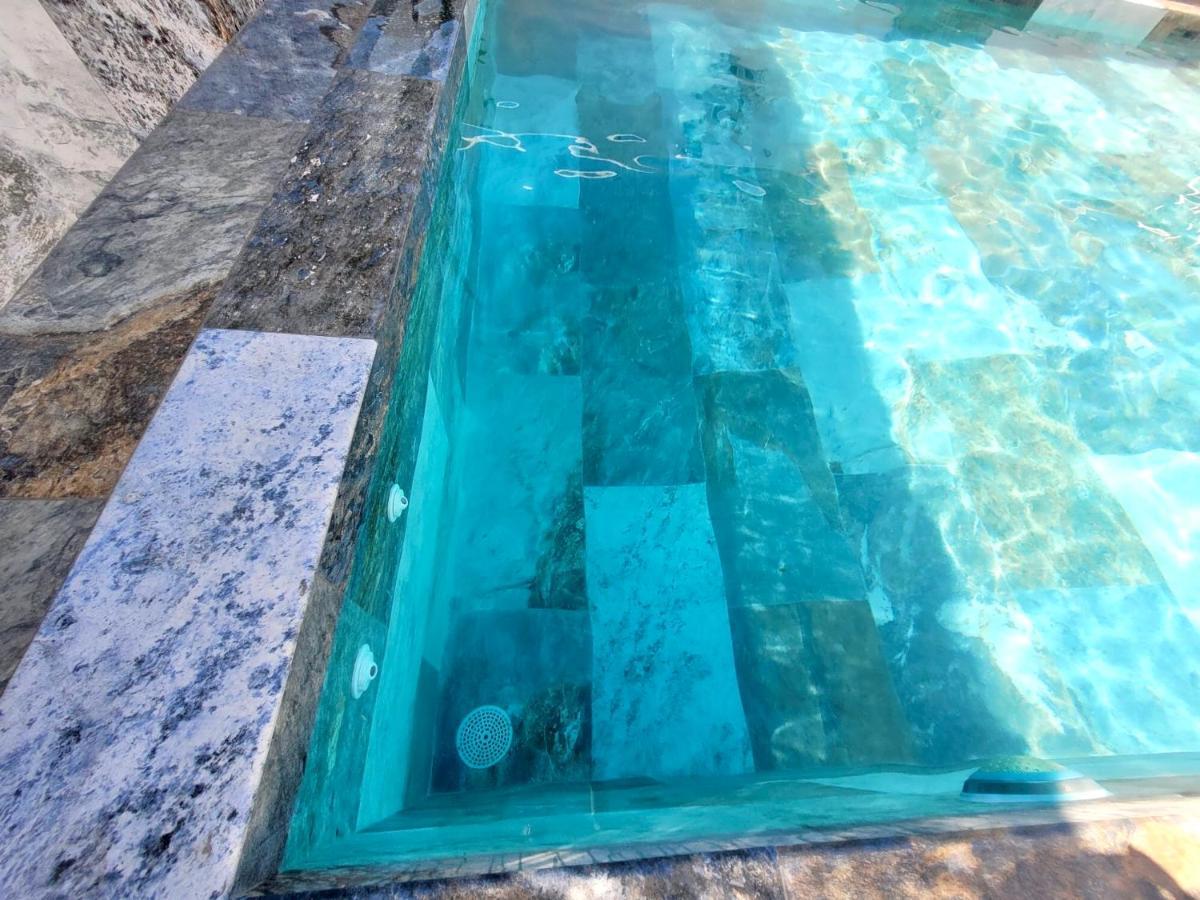 Gatu Premium Villa Lurberri Piscina Privada, 4 Dormitorios, 2 Banos, Parking , Jardines, " Preferente Mayores De 25 Anos Y Familias " In Y Barbacoa 奇克拉纳－德拉弗龙特拉 外观 照片