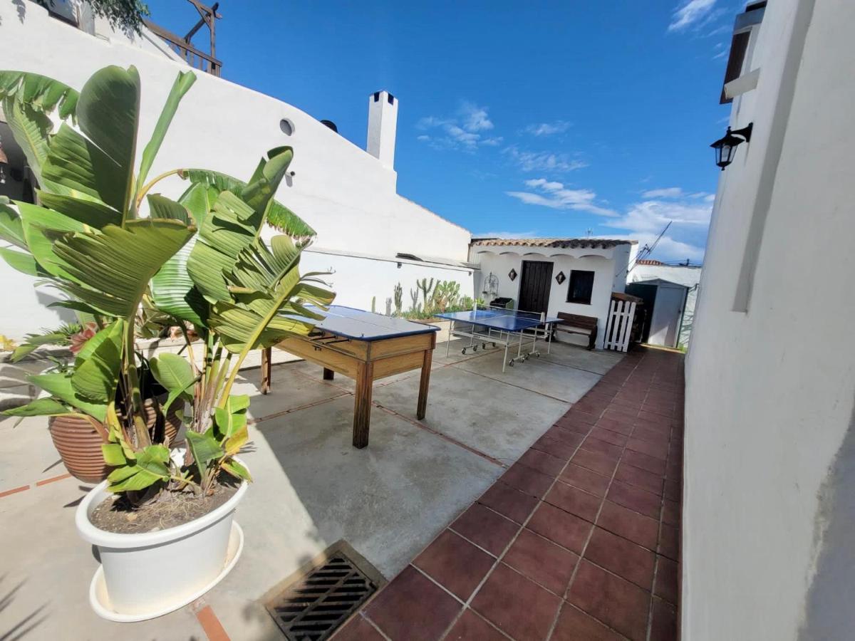 Gatu Premium Villa Lurberri Piscina Privada, 4 Dormitorios, 2 Banos, Parking , Jardines, " Preferente Mayores De 25 Anos Y Familias " In Y Barbacoa 奇克拉纳－德拉弗龙特拉 外观 照片