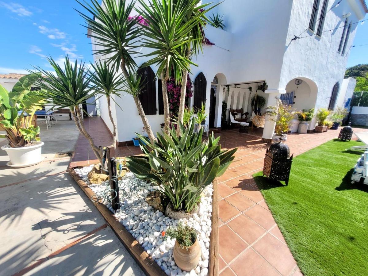 Gatu Premium Villa Lurberri Piscina Privada, 4 Dormitorios, 2 Banos, Parking , Jardines, " Preferente Mayores De 25 Anos Y Familias " In Y Barbacoa 奇克拉纳－德拉弗龙特拉 外观 照片