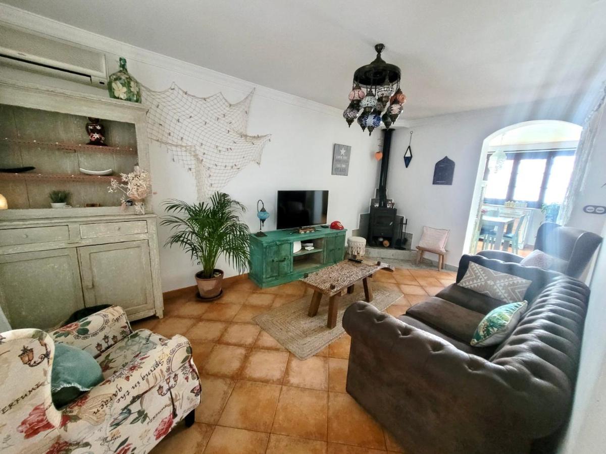 Gatu Premium Villa Lurberri Piscina Privada, 4 Dormitorios, 2 Banos, Parking , Jardines, " Preferente Mayores De 25 Anos Y Familias " In Y Barbacoa 奇克拉纳－德拉弗龙特拉 外观 照片